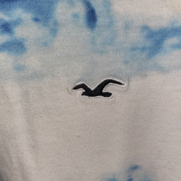 Hollister Medium Tie Dyed Unisex T-shirt The Must Have Collection - Picture 5 of 8